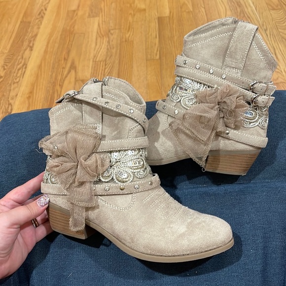 Not Rated Shoes - Not Rated 8.5 dress boots NWT